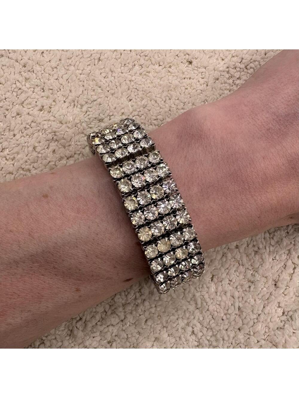 Vintage Rhinestone Expansion Bracelet Silver Tone Stretch Made USA
